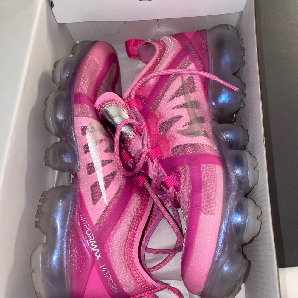 Women’s Nike vapormaxes